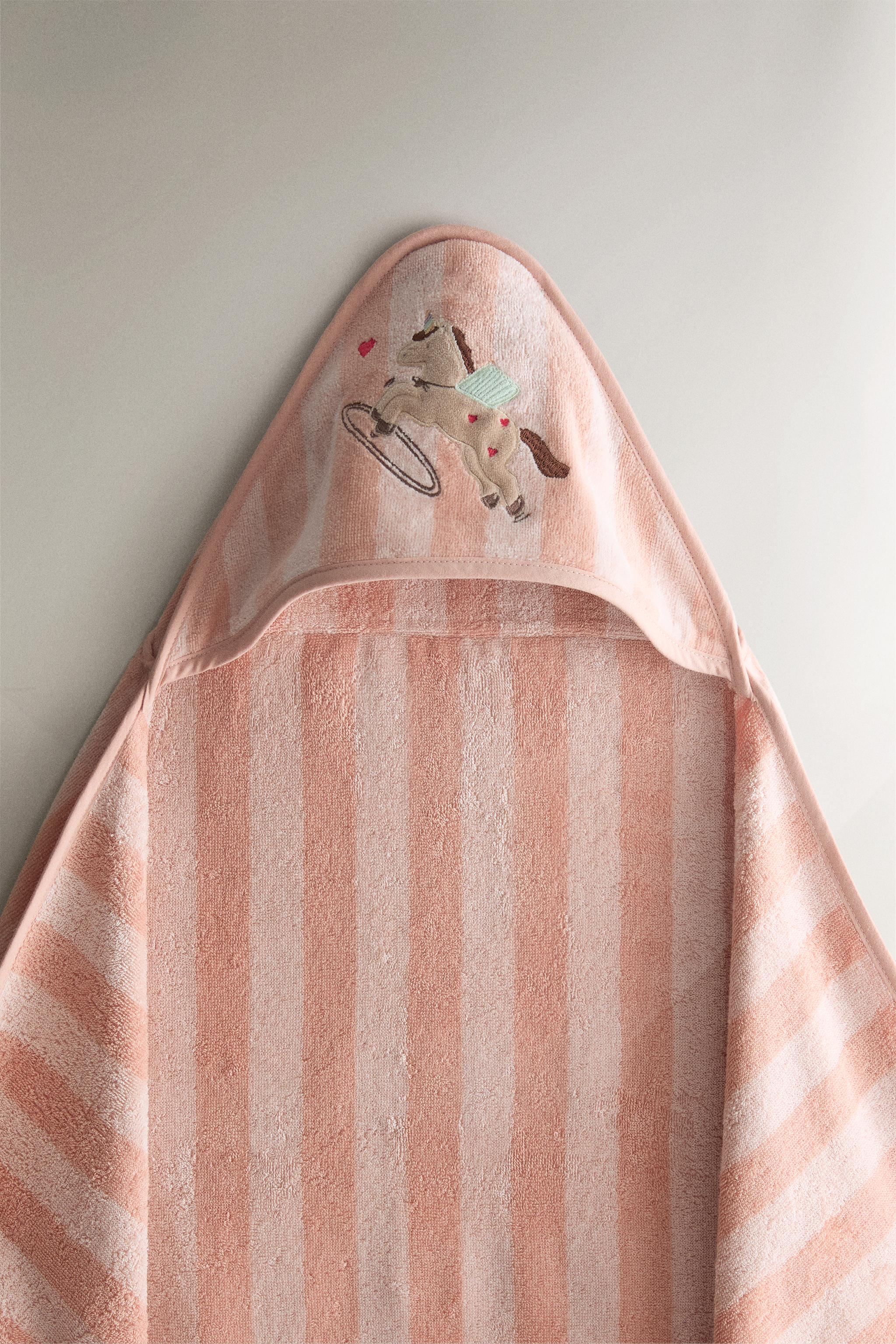 UNICORN KIDS' HOODED BATH TOWEL